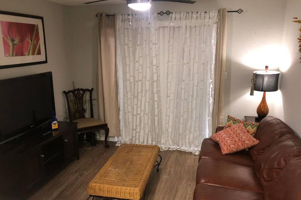 Lovely 1-Bedroom Rental Space With Free Parking Charlotte Exteriér fotografie